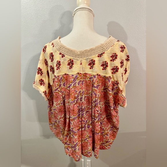 Free People Leilani Blouse in Ivory Floral With Crochet Sleeve & Collar L - Picture 3 of 4
